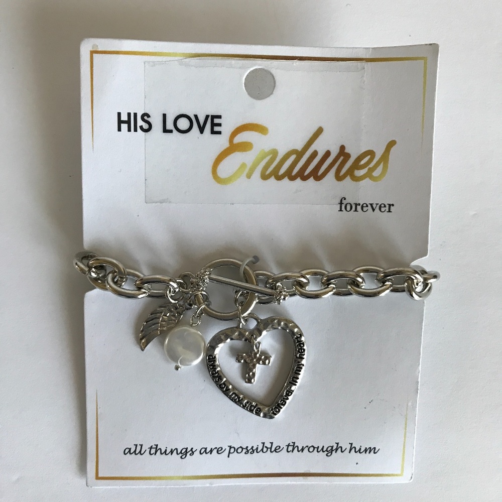 Bracelet w/Heart, Cross, Wing and Pearl Charms. NEW!!